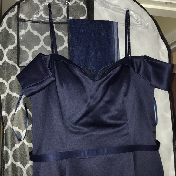 Navy Blue Prom/Special Occasion Dress - Picture 4 of 8